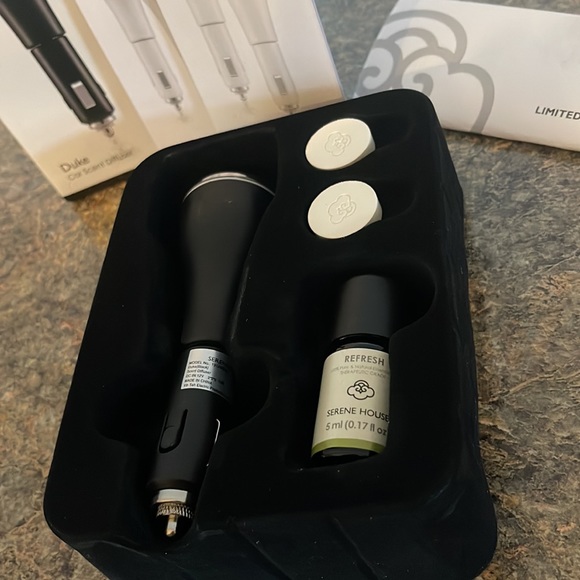 New in gift box Duke Car Diffuser by Serene House NWT - Picture 8 of 11